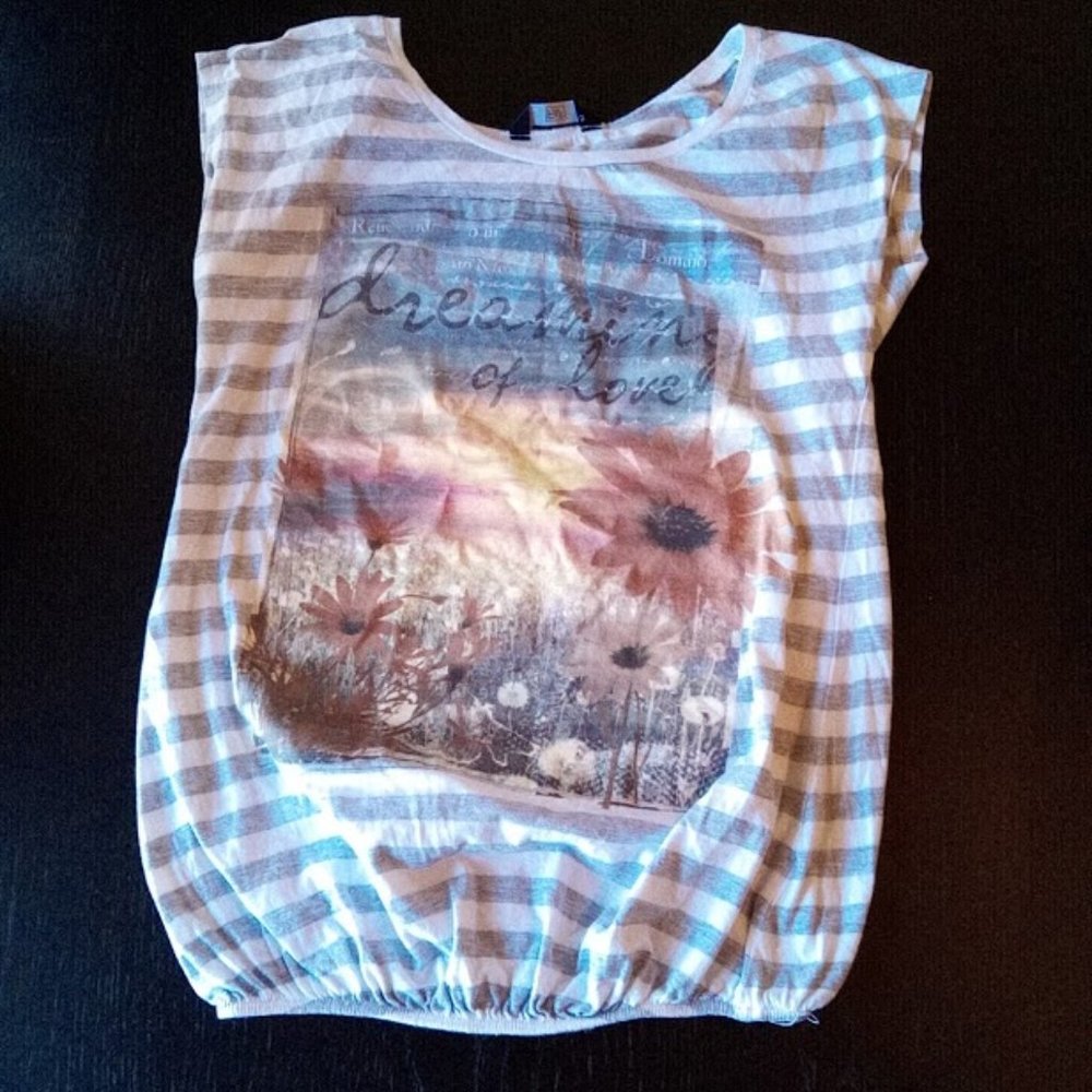 ---  Striped Top Euro Brand Size 38 (Fits Small)